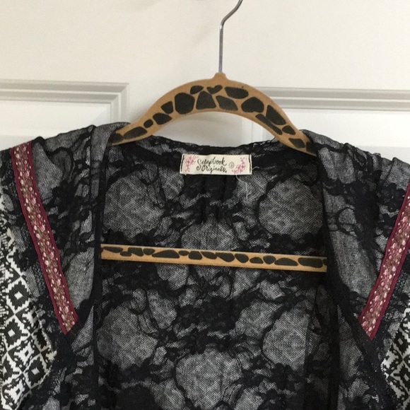 Cardigan - Picture 2 of 6